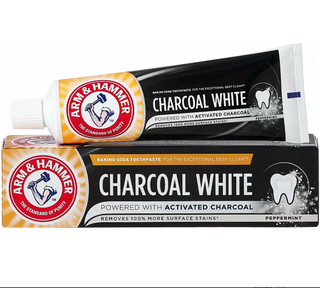 خمیردندان سفیدکننده ذغالی آرم اند همر Arm and Hammer Charcoal White حجم 75 میلی لیتر